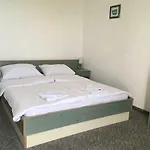 Stosic 3* Ražanac