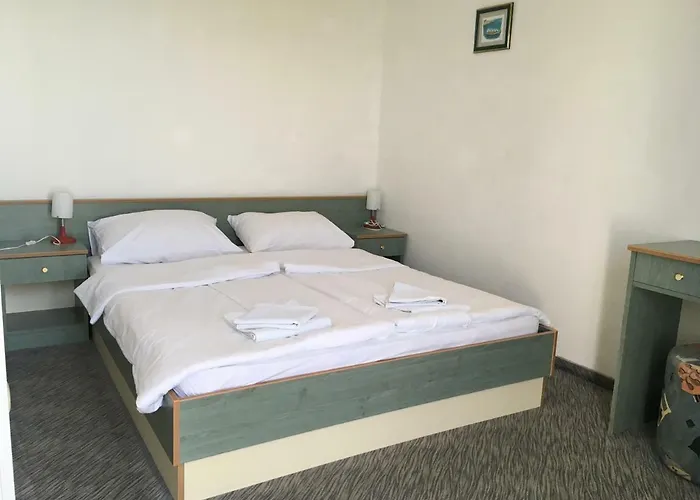 Stosic 3* Ražanac